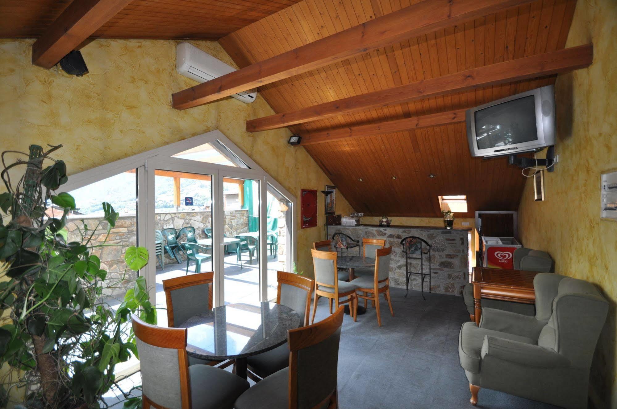 Yomo Petit Paris Encamp Exterior foto